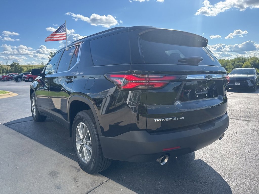 2023 Chevrolet Traverse Cloth photo 3