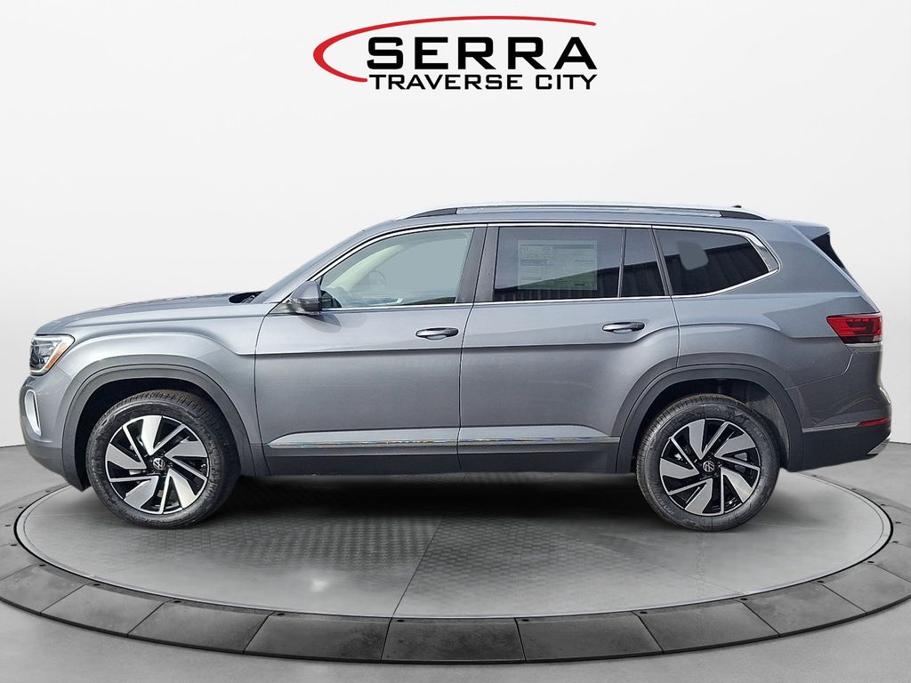 2025 Volkswagen Atlas SEL photo 2