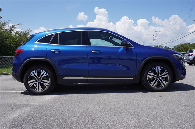 2025 Mercedes Benz GLA 250 photo 2