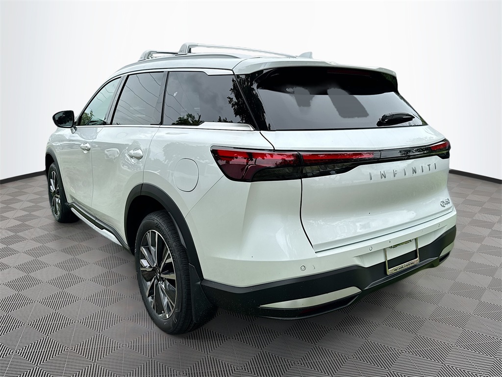 2026 Infiniti QX60 Luxe photo 5
