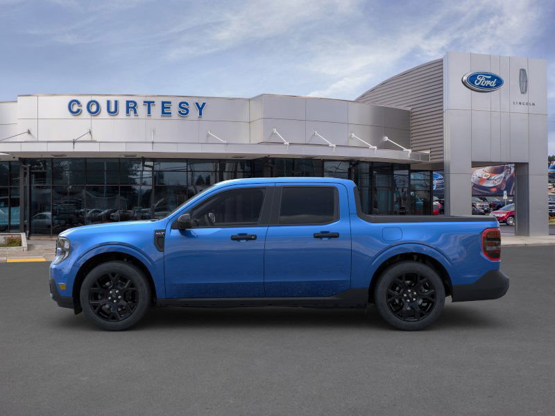 2025 Ford Maverick XLT photo 3