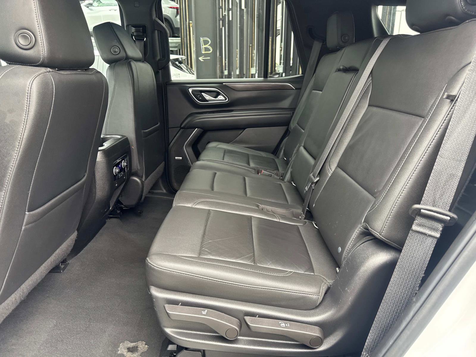 Used 2022 Summit White Chevrolet LT image 12