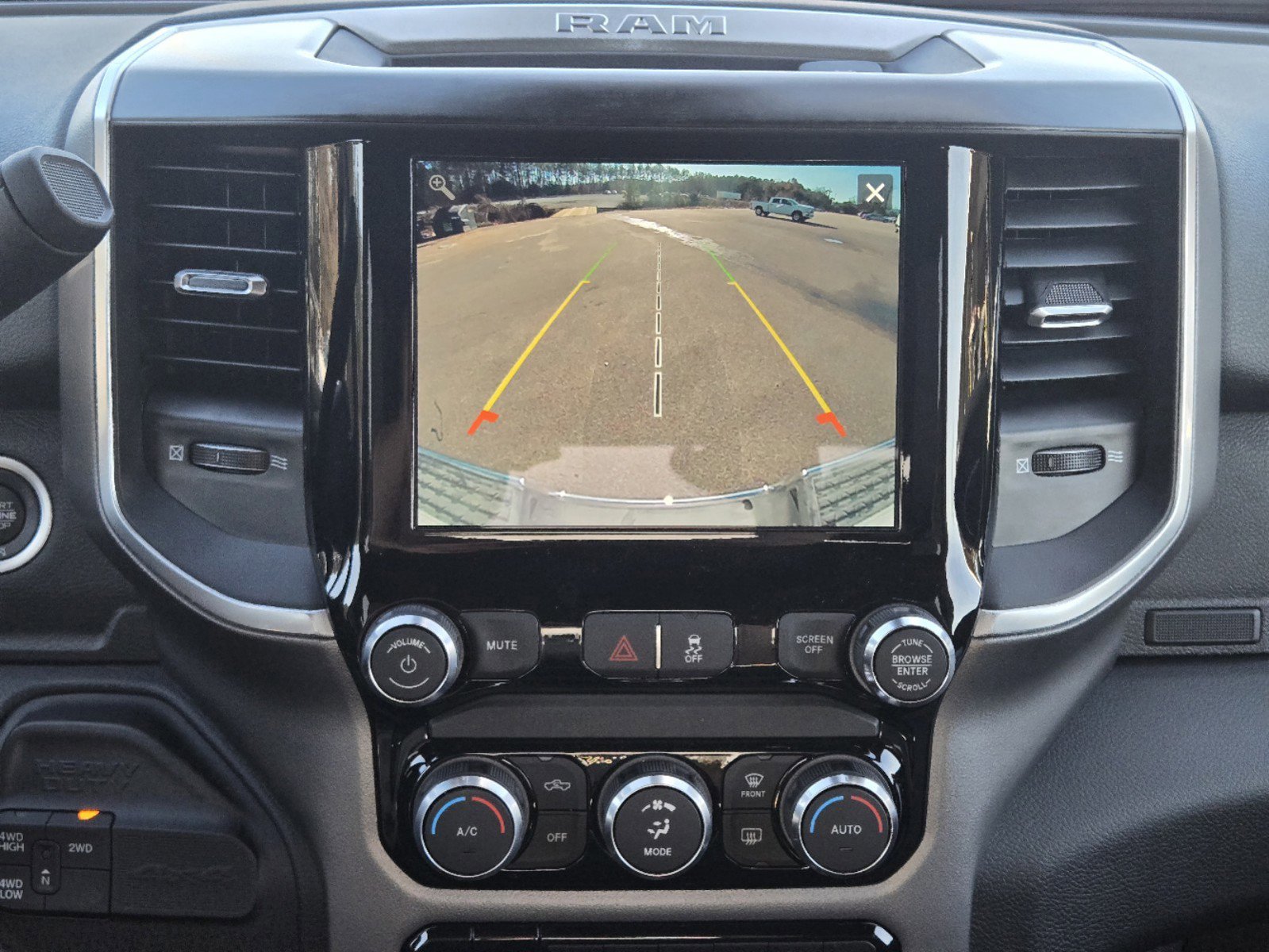 2024 Ram 2500 Big Horn photo 33