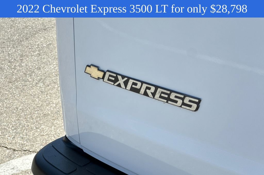 2022 Chevrolet Express Passenger 3500 photo 23