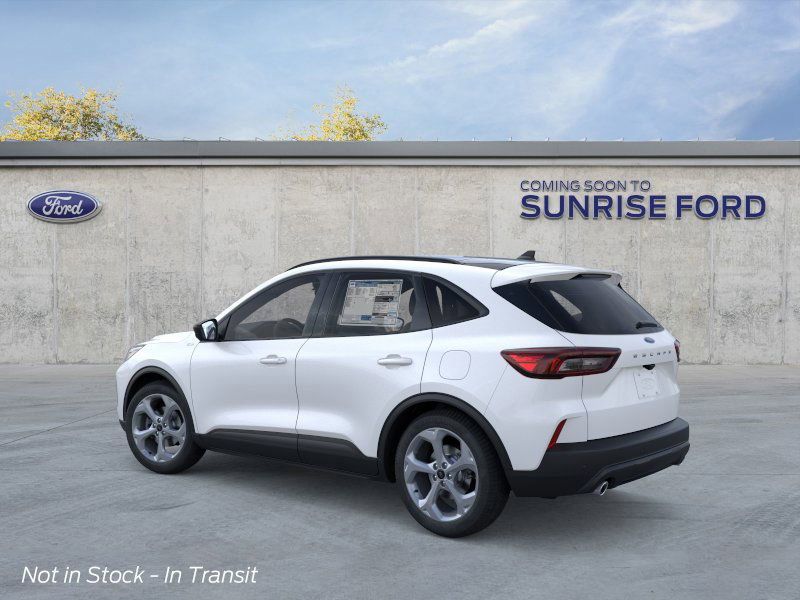 2026 Ford Escape ST-Line photo 4
