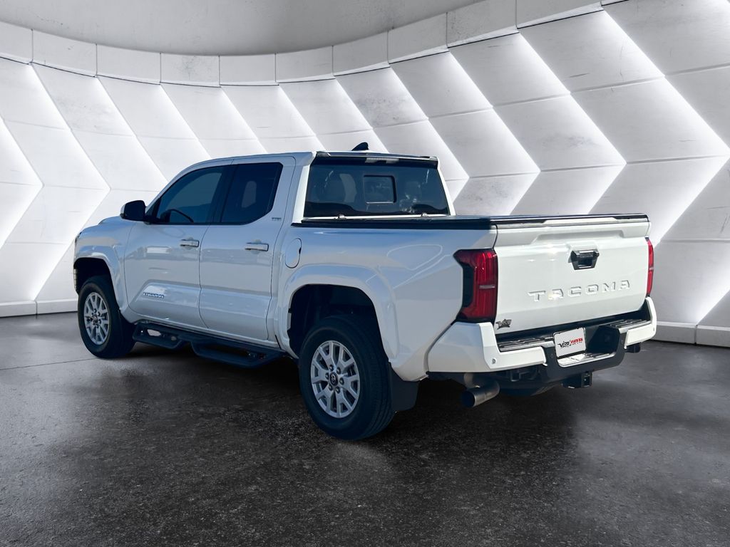 2024 Toyota Tacoma SR5 photo 6