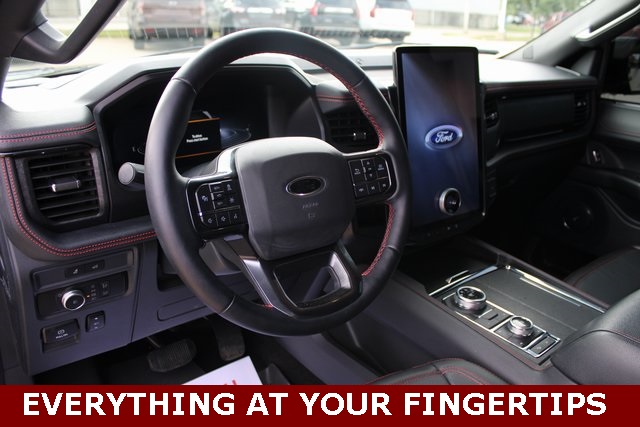 2022 Ford Expedition Limited photo 13