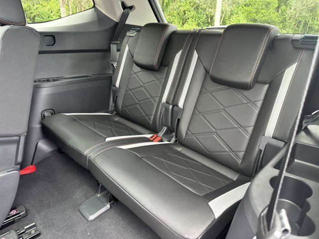 2026 Volkswagen Atlas Peak Edition SE photo 14