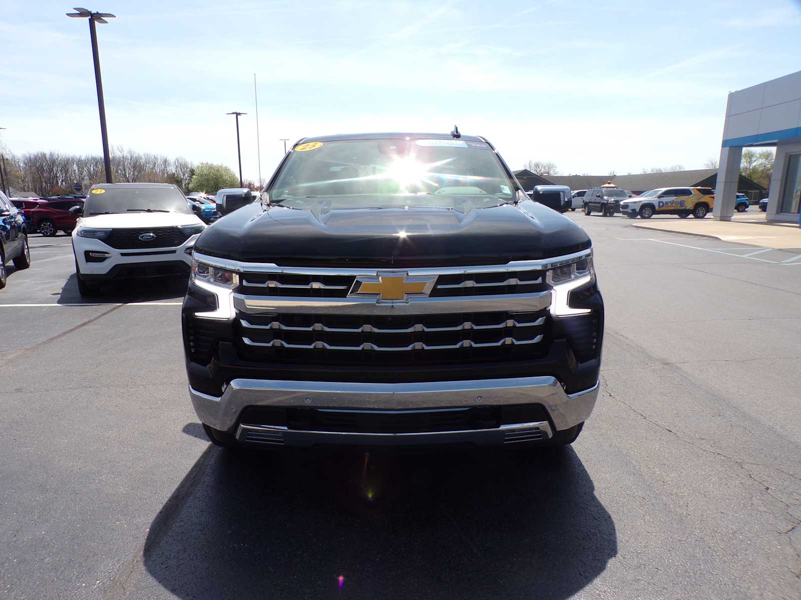 2023 Chevrolet Silverado 1500 LTZ photo 8