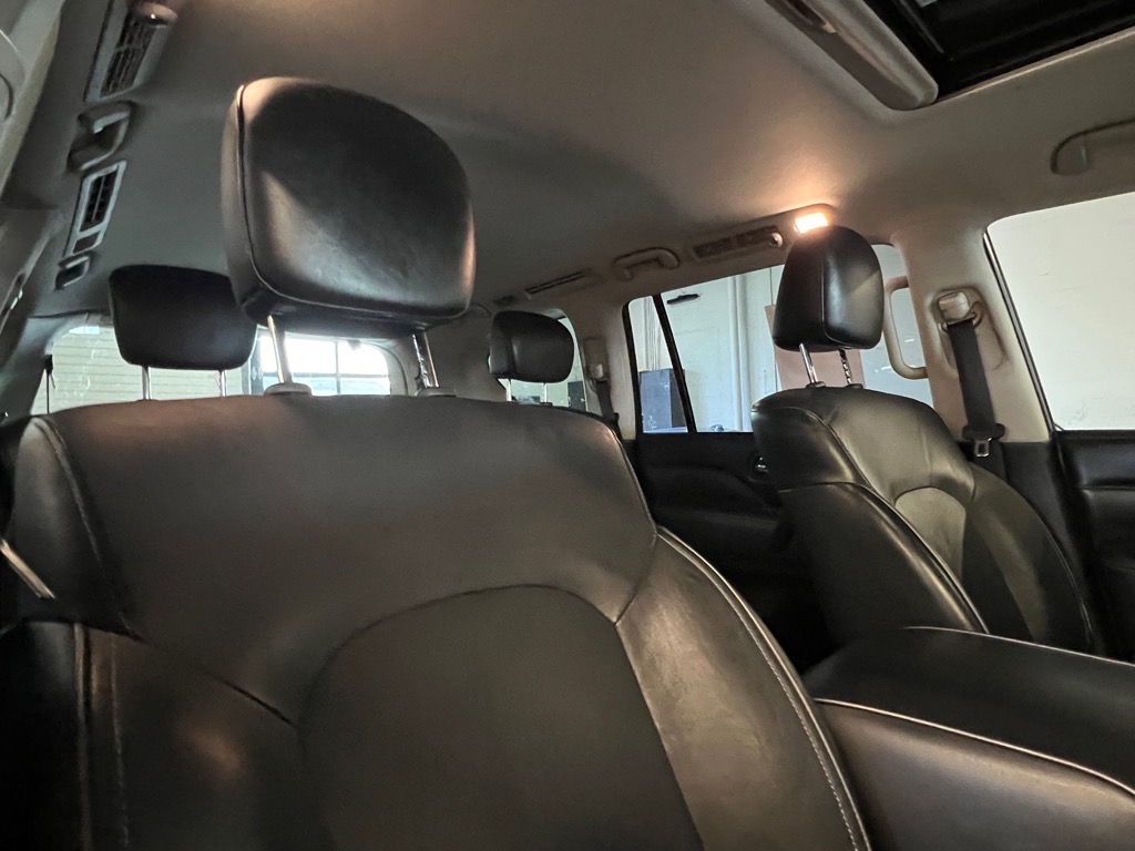 2019 Infiniti QX80 Luxe photo 23