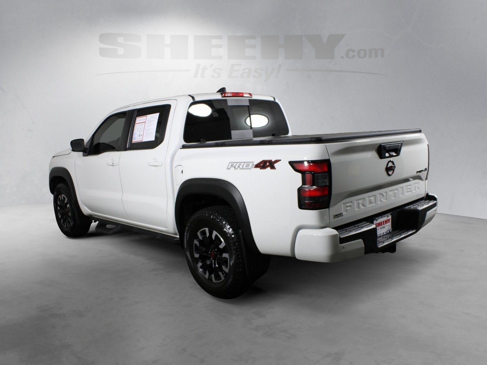 2024 Nissan Frontier PRO-4X photo 4