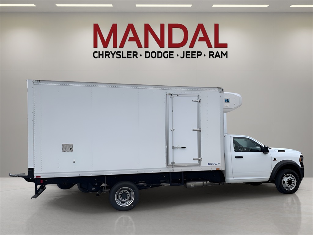 2024 Ram 5500 Tradesman photo 4