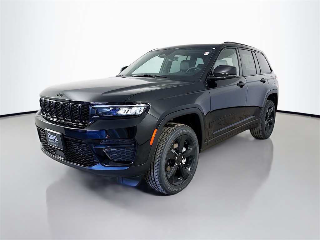 2025 Jeep Grand Cherokee Altitude X photo 3