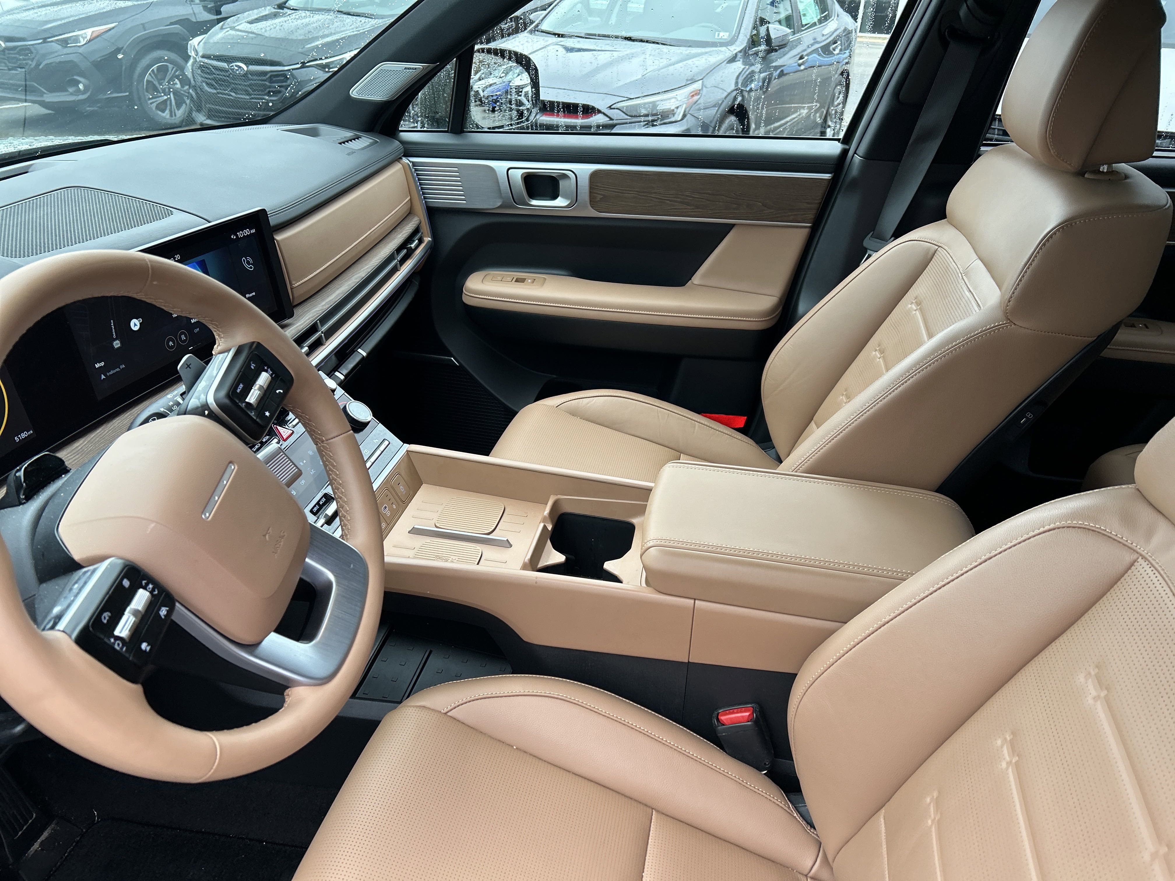 2025 Hyundai Santa Fe Limited photo 5