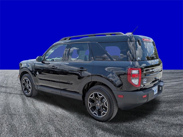 2025 Ford Bronco Sport Outer Banks photo 4