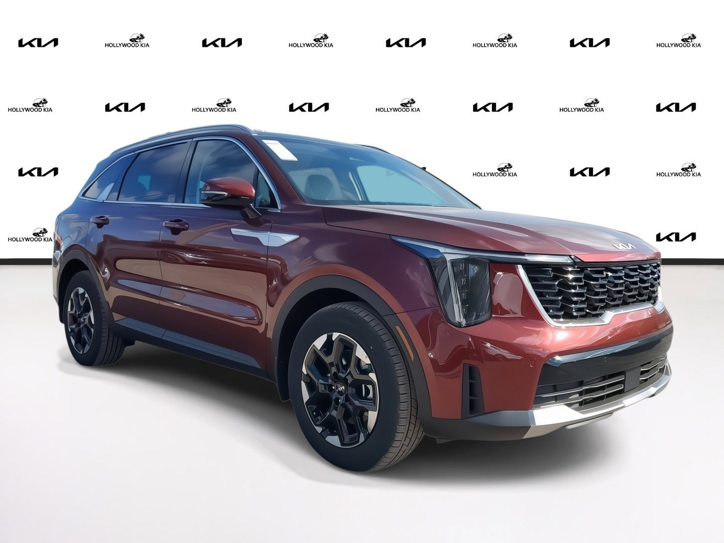 2025 Kia Sorento S photo 2