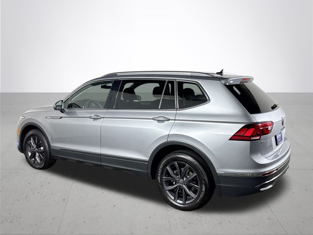2024 Volkswagen Tiguan SE Wolfsburg Edition photo 8