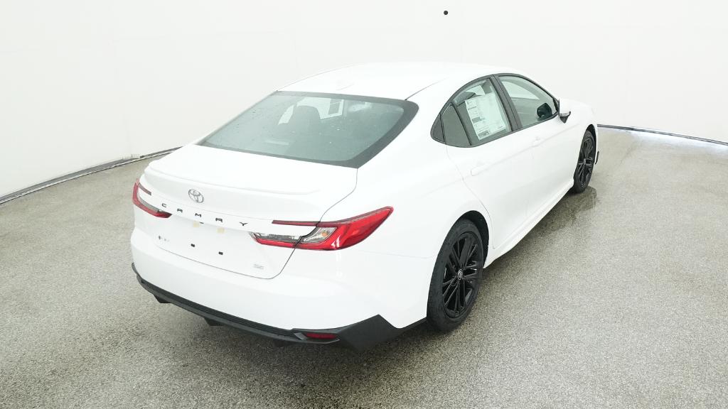 2025 Toyota Camry SE photo 19
