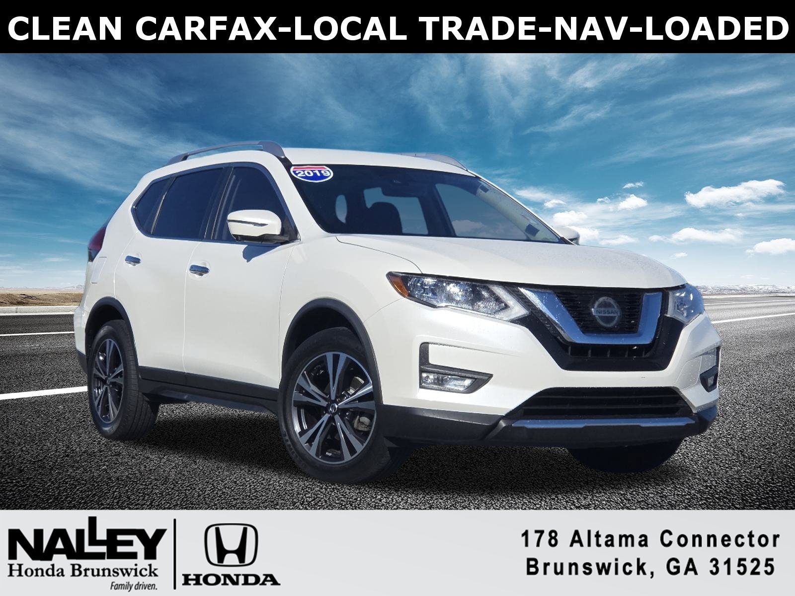 2019 Nissan Rogue SV's photo
