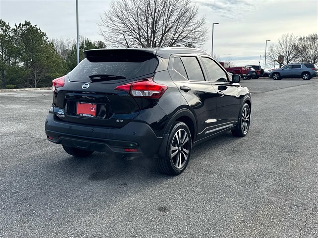 2020 Nissan Kicks SR photo 4