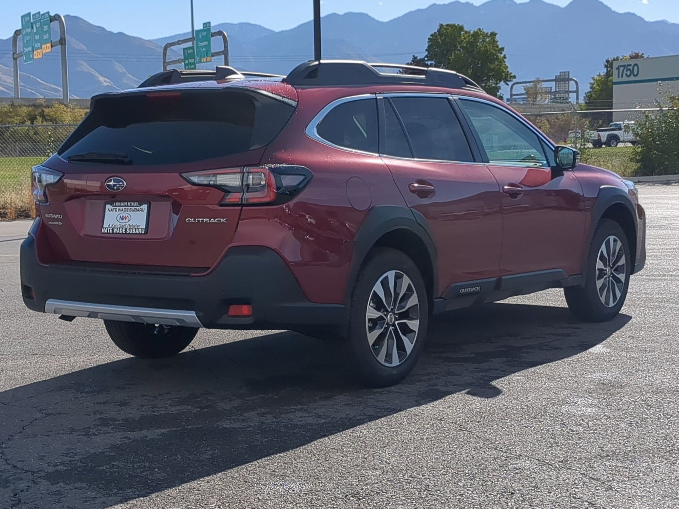2025 Subaru Outback Limited photo 2