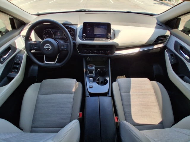 2023 Nissan Rogue SV photo 7