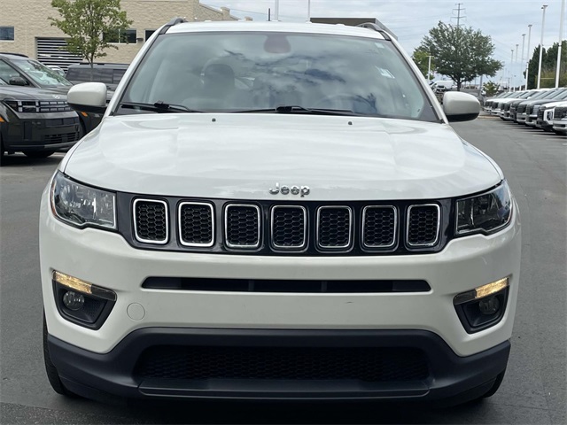 2021 Jeep Compass Latitude photo 2