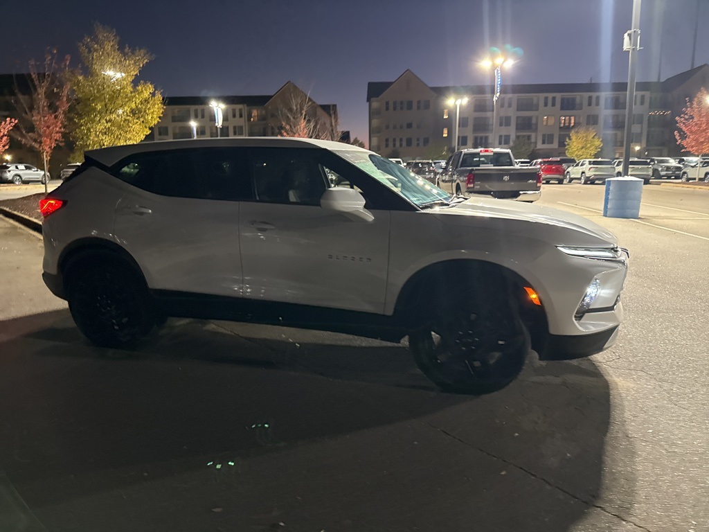 2023 Chevrolet Blazer 2LT photo 4