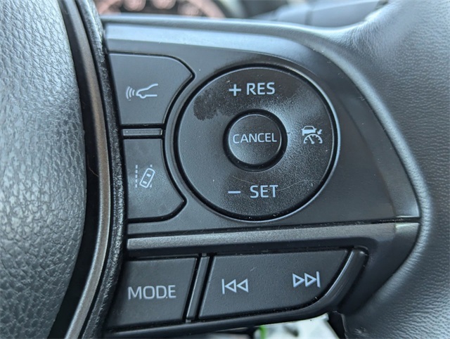 2023 Toyota Camry SE photo 22