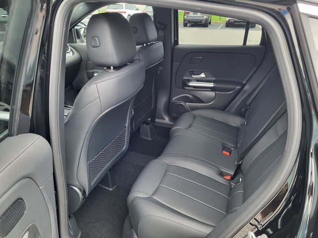 2025 Mercedes Benz GLA 250 photo 15