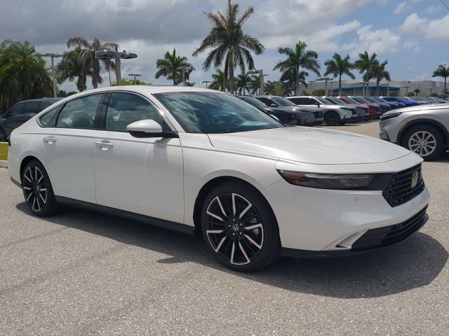 2025 Honda Accord Hybrid Touring photo 24