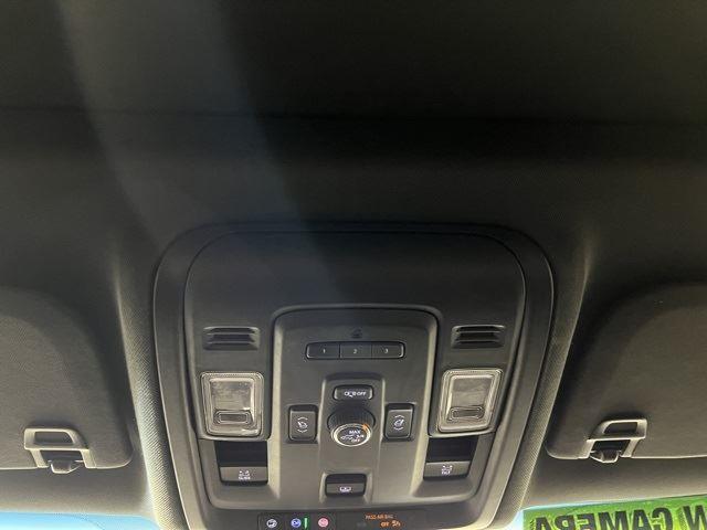 2021 Gmc Yukon XL AT4 photo 18