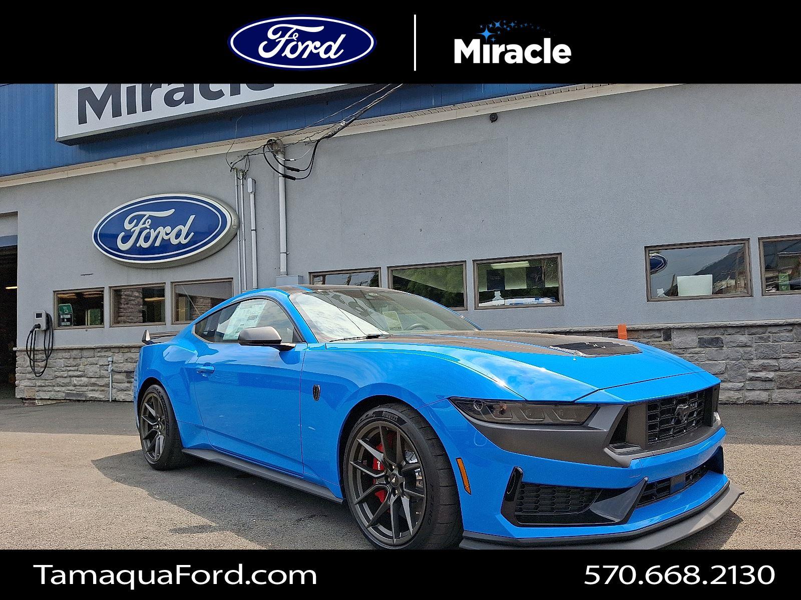 2025 Ford Mustang Dark Horse