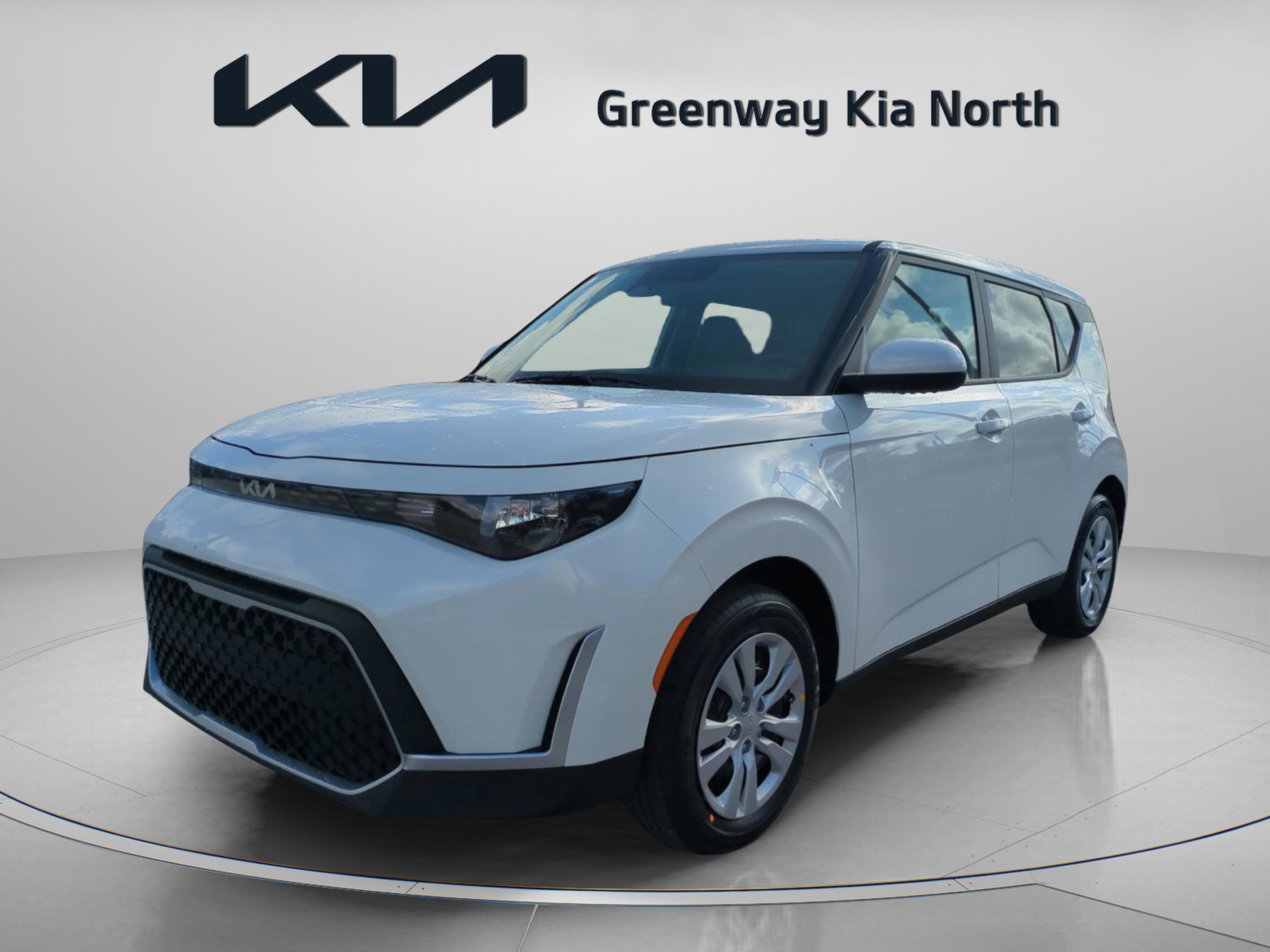 2025 Kia Soul LX photo 3