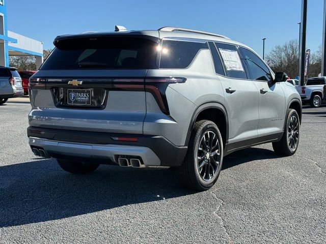 2026 Chevrolet Traverse photo 2