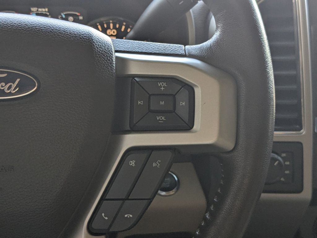 2018 Ford F-150 Lariat photo 26