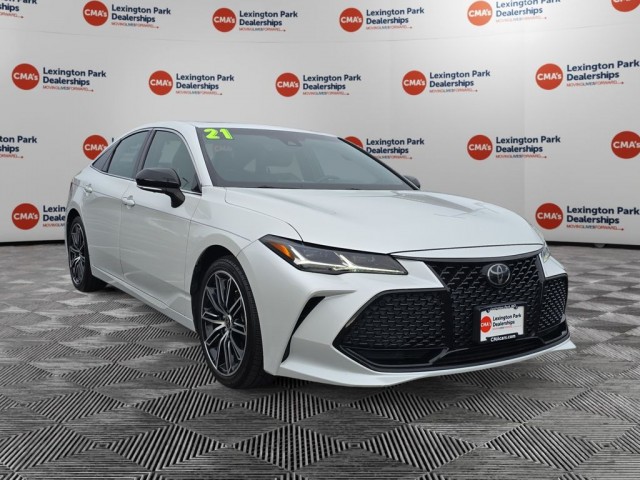 2021 Toyota Avalon Touring's photo