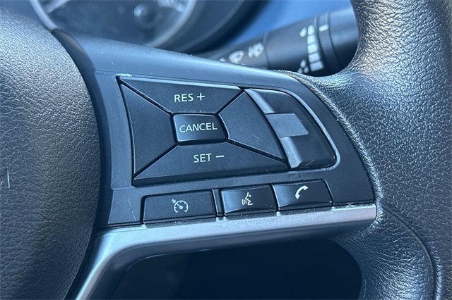 2023 Nissan Versa 1.6 SV photo 28
