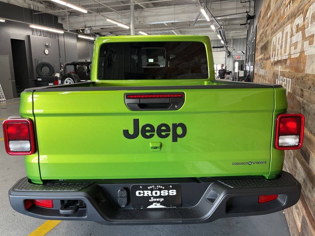 2025 Jeep Gladiator Sport photo 21