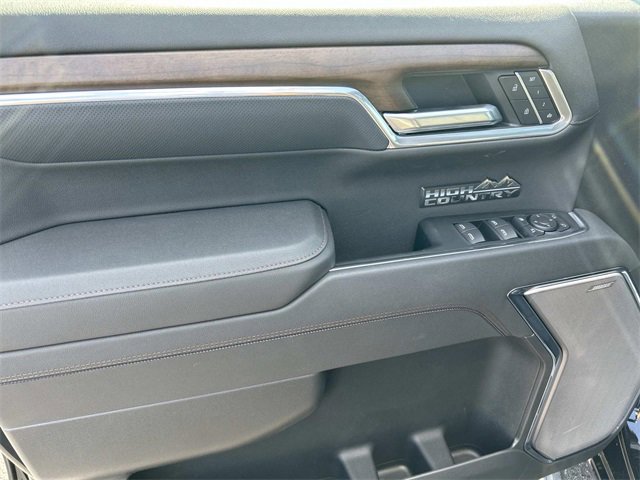 2026 Chevrolet Silverado 1500 High Country photo 19