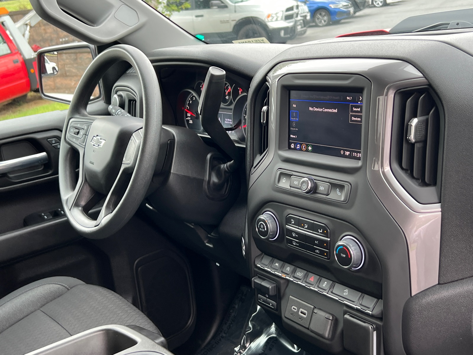 2023 Chevrolet Silverado 1500 Custom Trail Boss photo 10