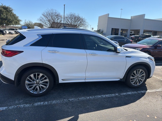 2023 INFINITI QX50 Luxe