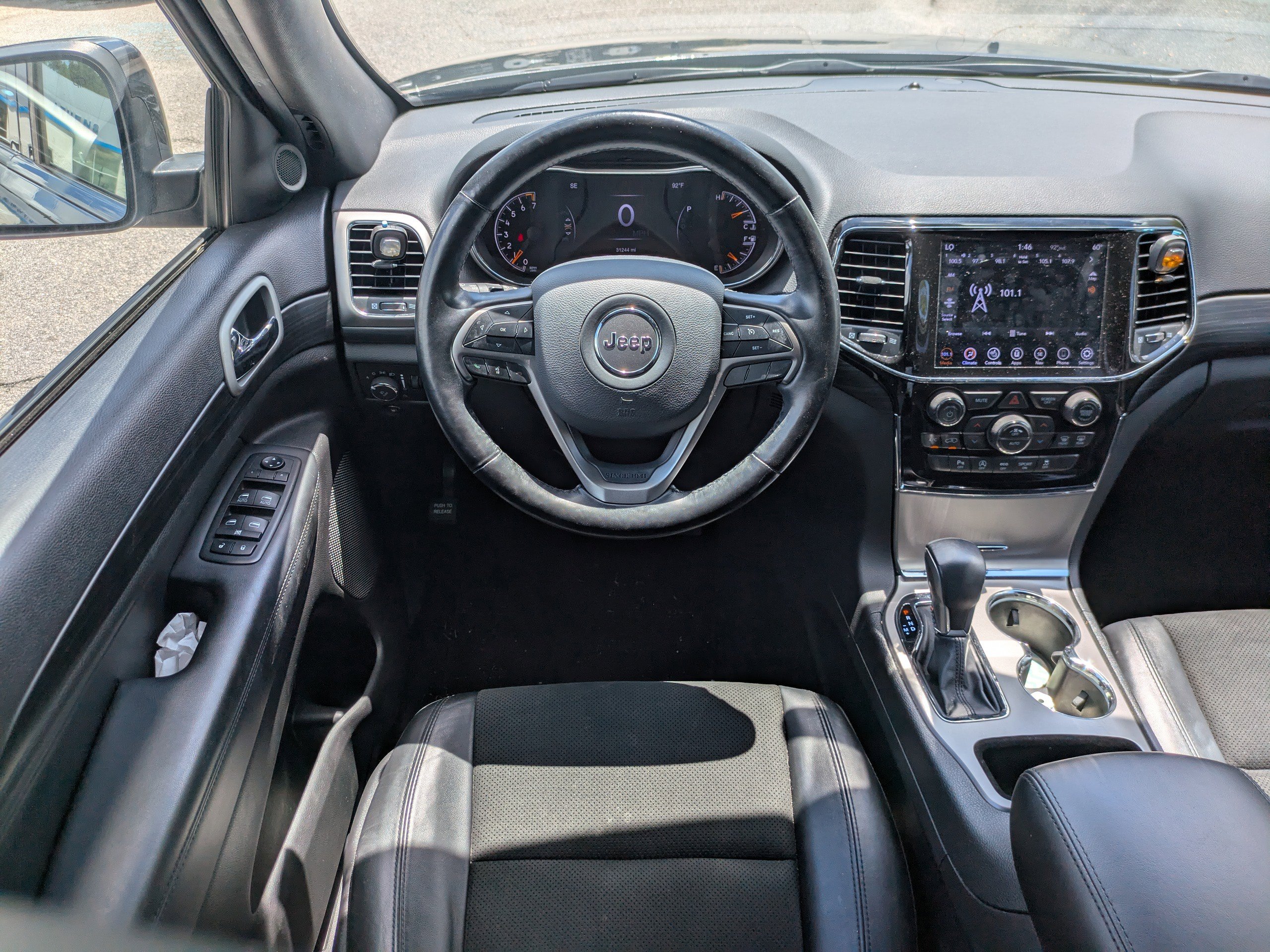 2021 Jeep Grand Cherokee Laredo X photo 14
