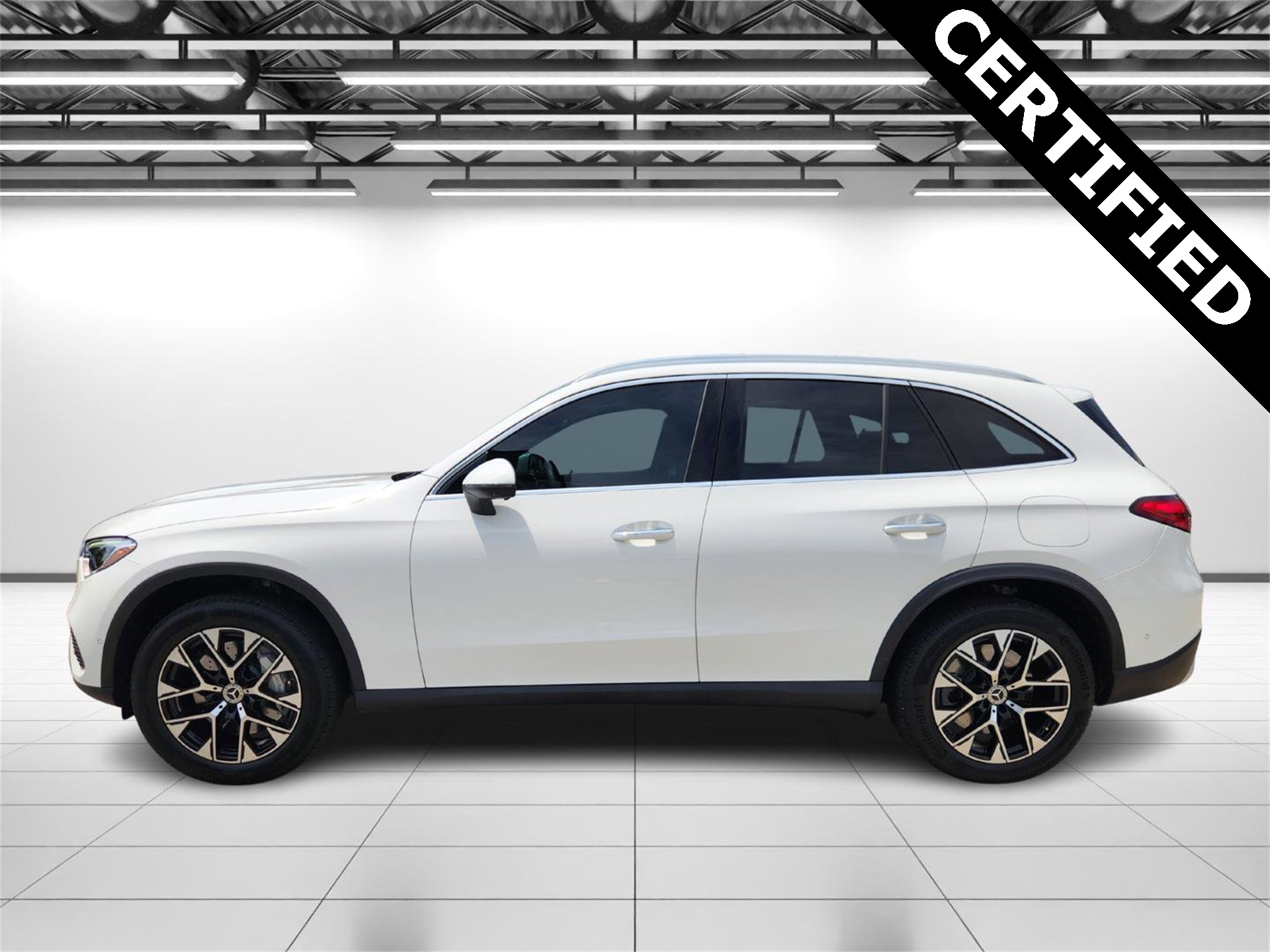 2025 Mercedes Benz GLC 350e 4MATIC photo 5