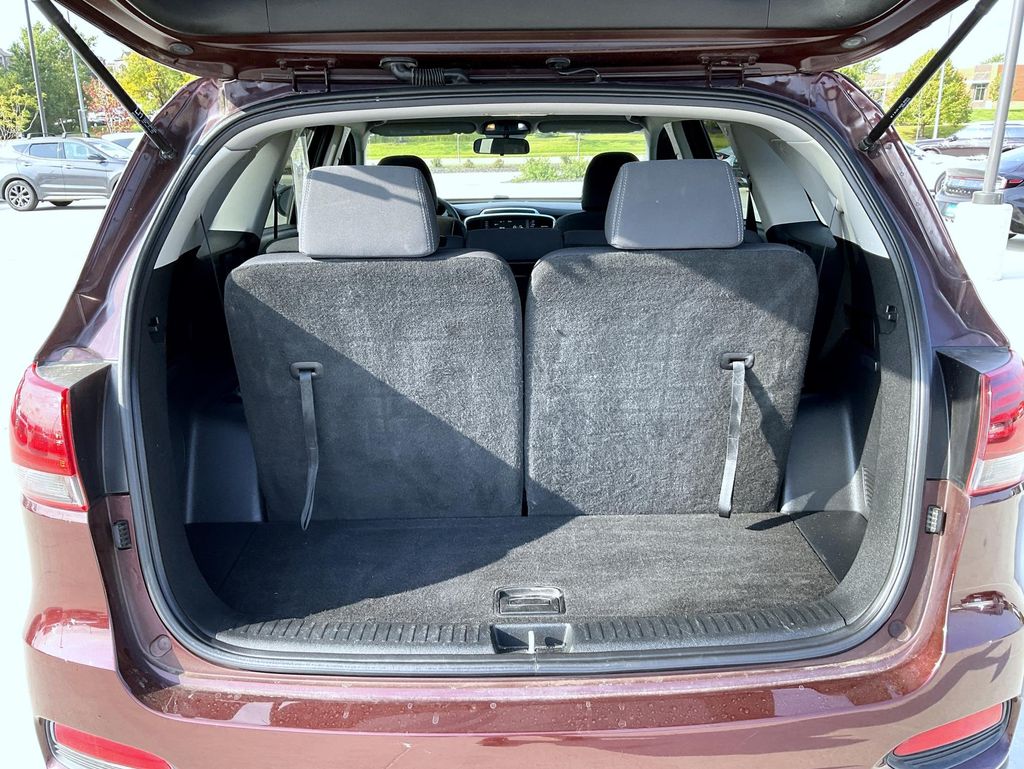 2019 Kia Sorento LX photo 22