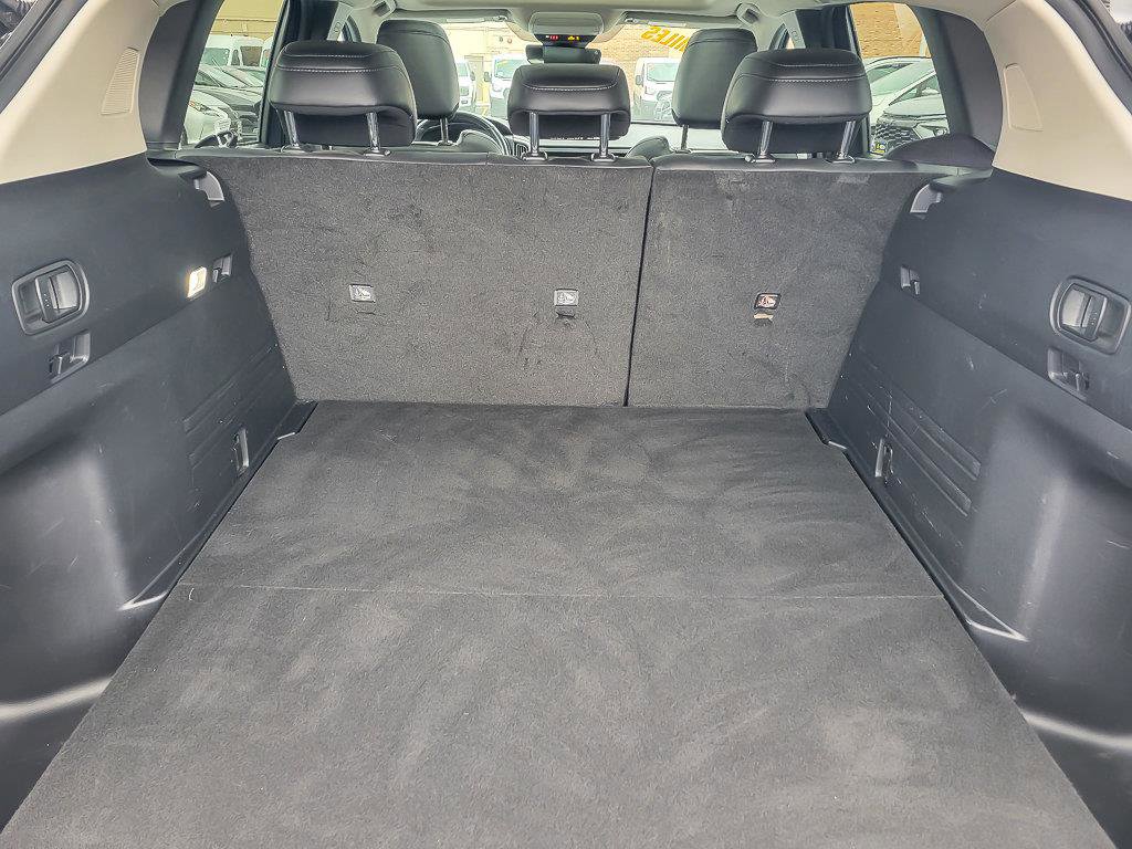 2023 MAZDA CX-50 - Image 19