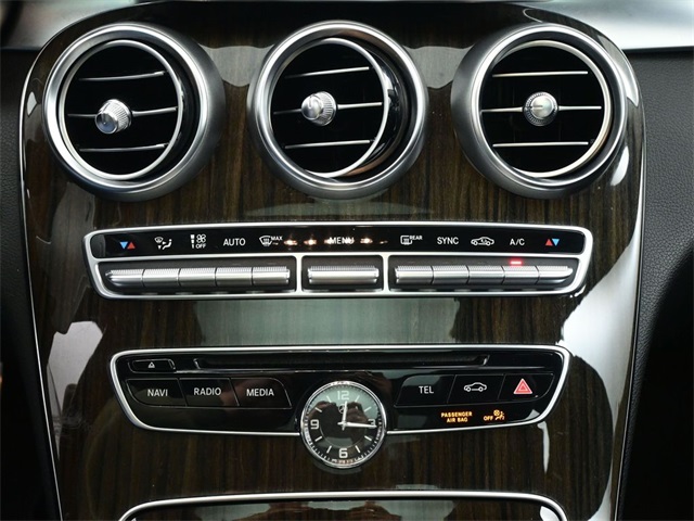 2015 Mercedes Benz C 300 4MATIC photo 27
