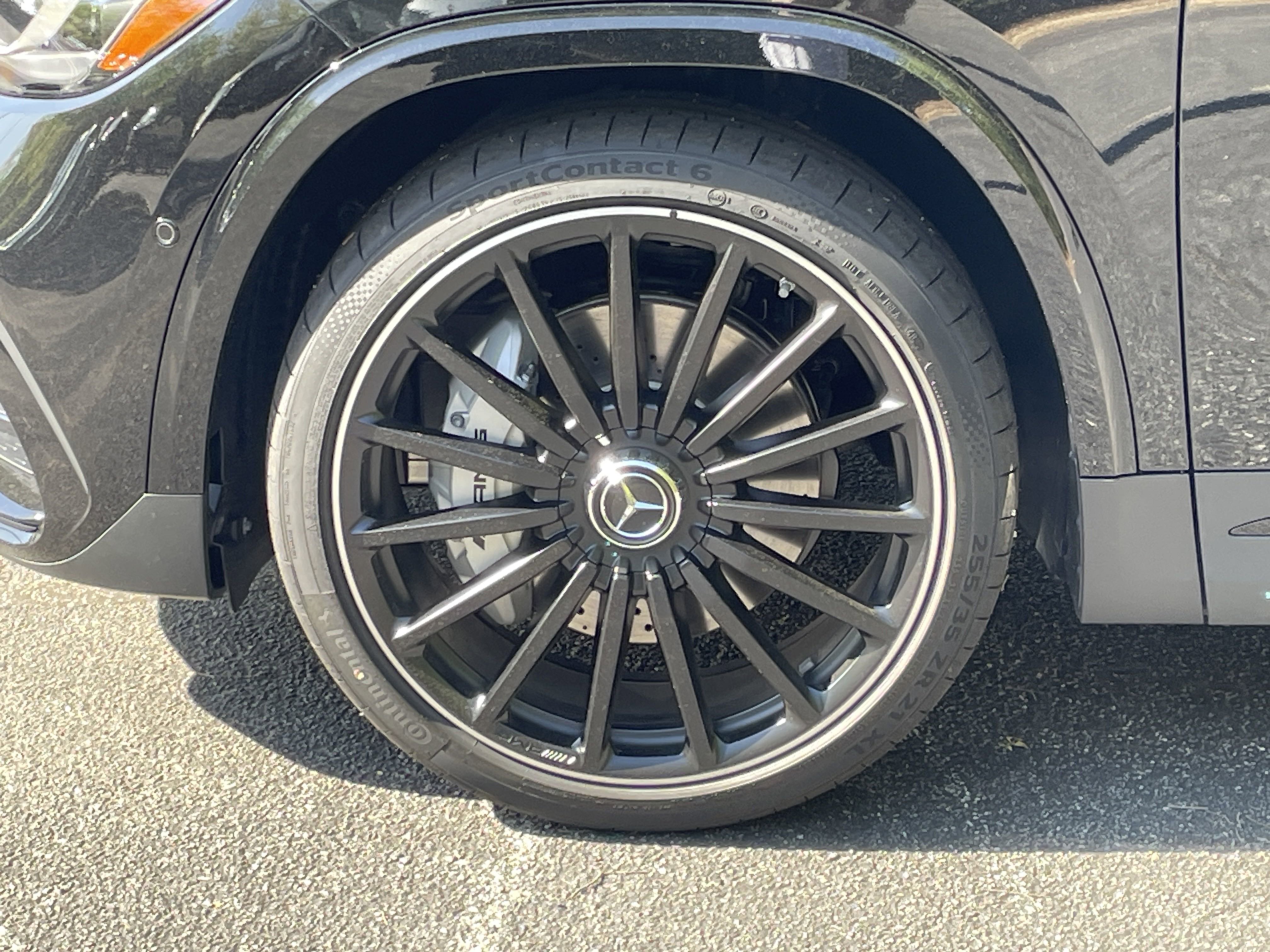 2025 Mercedes Benz GLA AMG 35 4MATIC photo 3