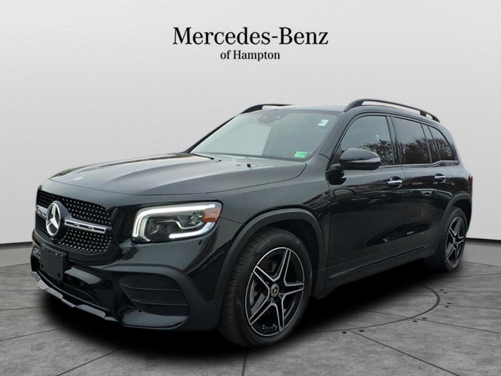 2022 Mercedes-Benz GLB Base's photo