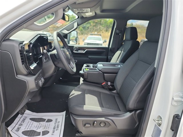 2026 Chevrolet Silverado 3500HD LT photo 18